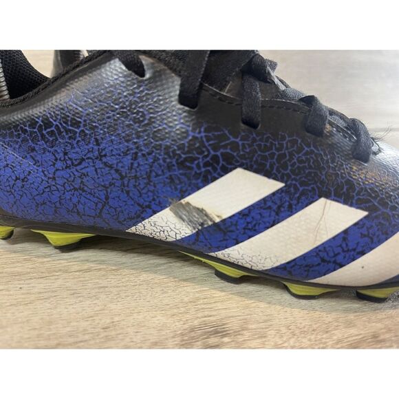Adidas Cleats Youth US 5.5 Blue Lace Freak.4 Soccer Running Low Top FY0626 - Picture 2 of 9
